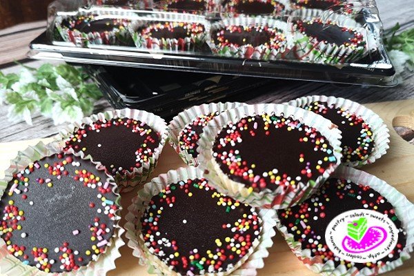 polvoron cupcakes with dark chocolate 2 - Copy