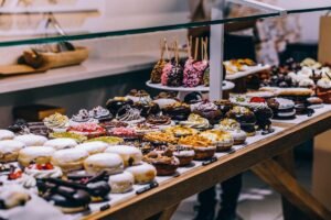 How to Open a Successful Pastry Shop